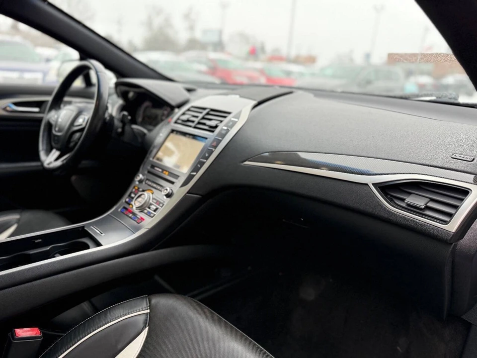 2017 Lincoln MKZ - Image 14 of 21