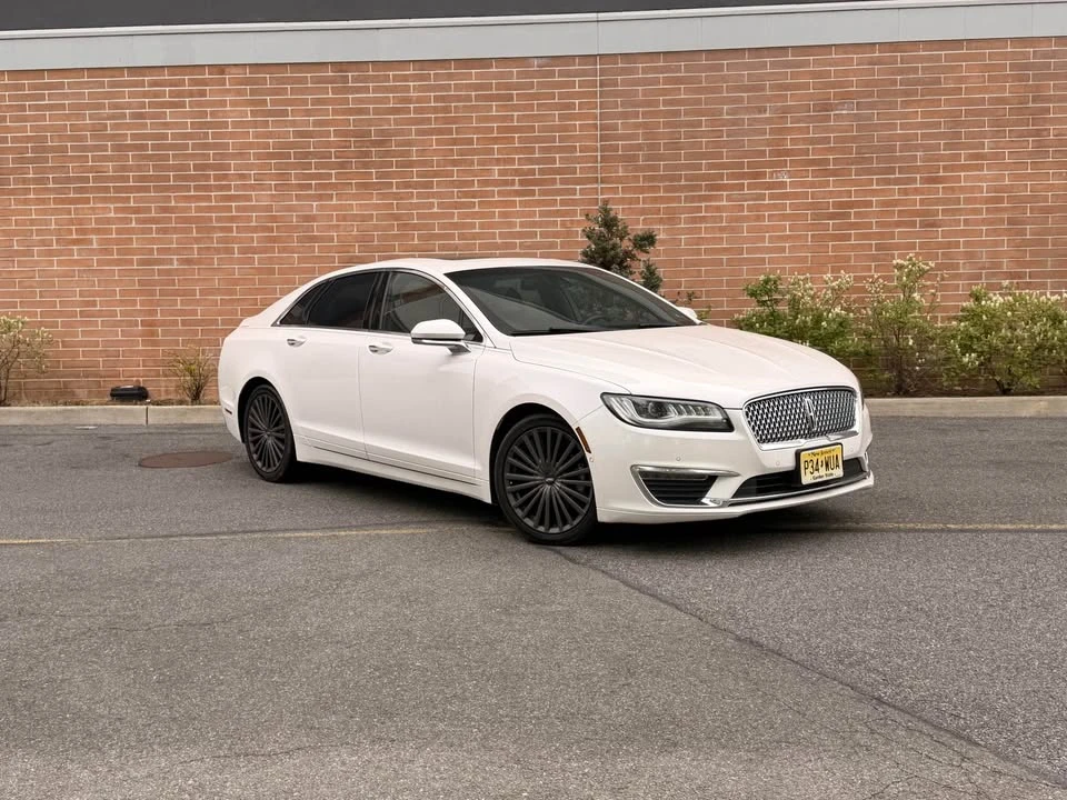 2017 Lincoln MKZ - Image 2 of 13