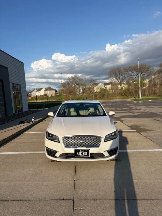 2017 Lincoln MKZ - Image 2 of 12