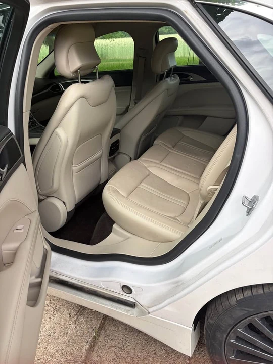 2017 Lincoln MKZ - Image 12 of 12