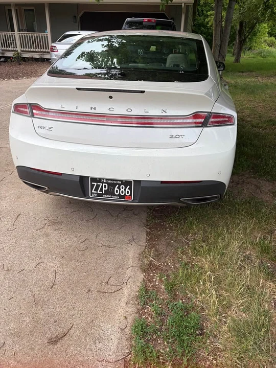 2017 Lincoln MKZ - Image 5 of 12