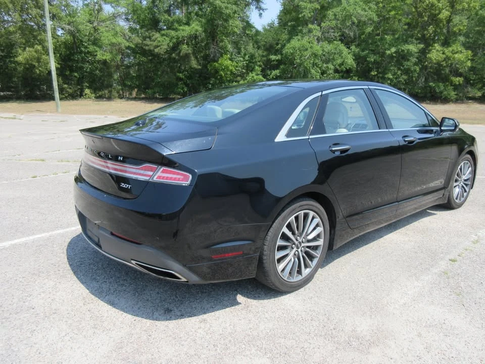 2017 Lincoln MKZ - Image 5 of 12