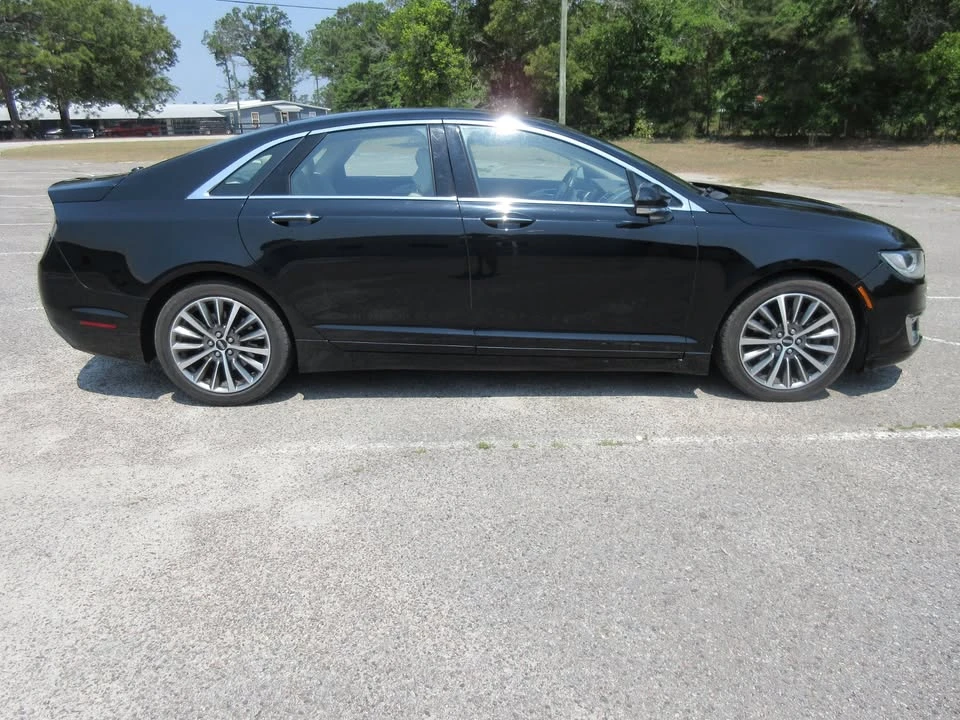 2017 Lincoln MKZ - Image 4 of 12