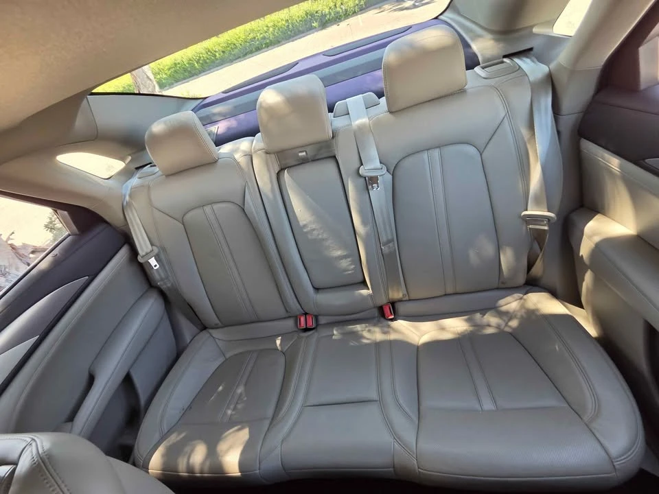 2017 Lincoln MKZ - Image 10 of 17