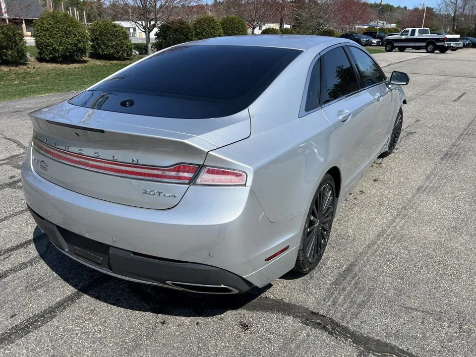 2017 Lincoln MKZ - Image 8 of 12