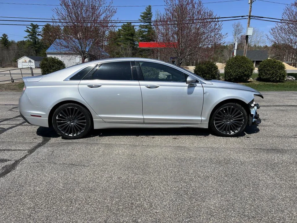 2017 Lincoln MKZ - Image 2 of 12