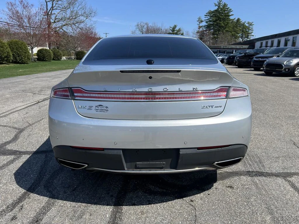 2017 Lincoln MKZ - Image 4 of 12