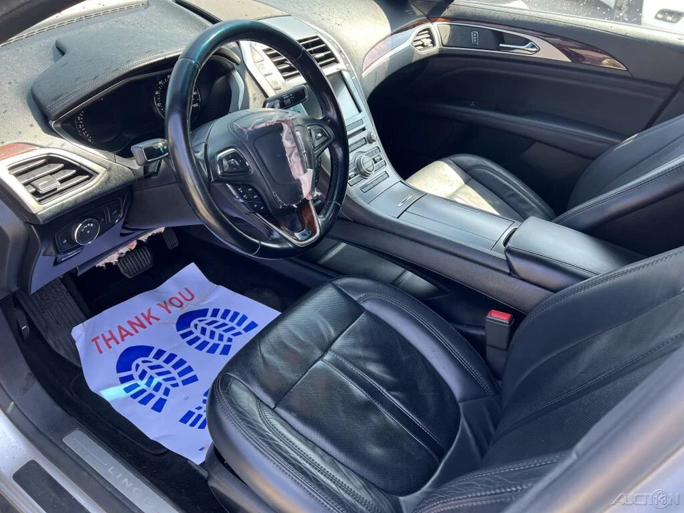 2017 Lincoln MKZ - Image 6 of 12