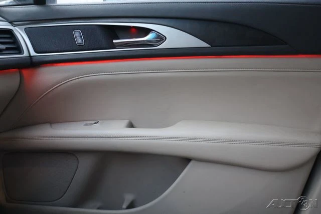 2017 Lincoln MKZ - Image 11 of 18
