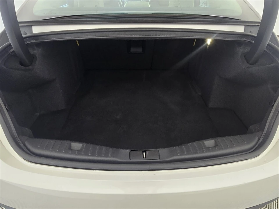 2017 Lincoln MKZ - Image 12 of 21