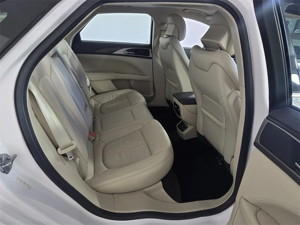 2017 Lincoln MKZ - Image 13 of 21