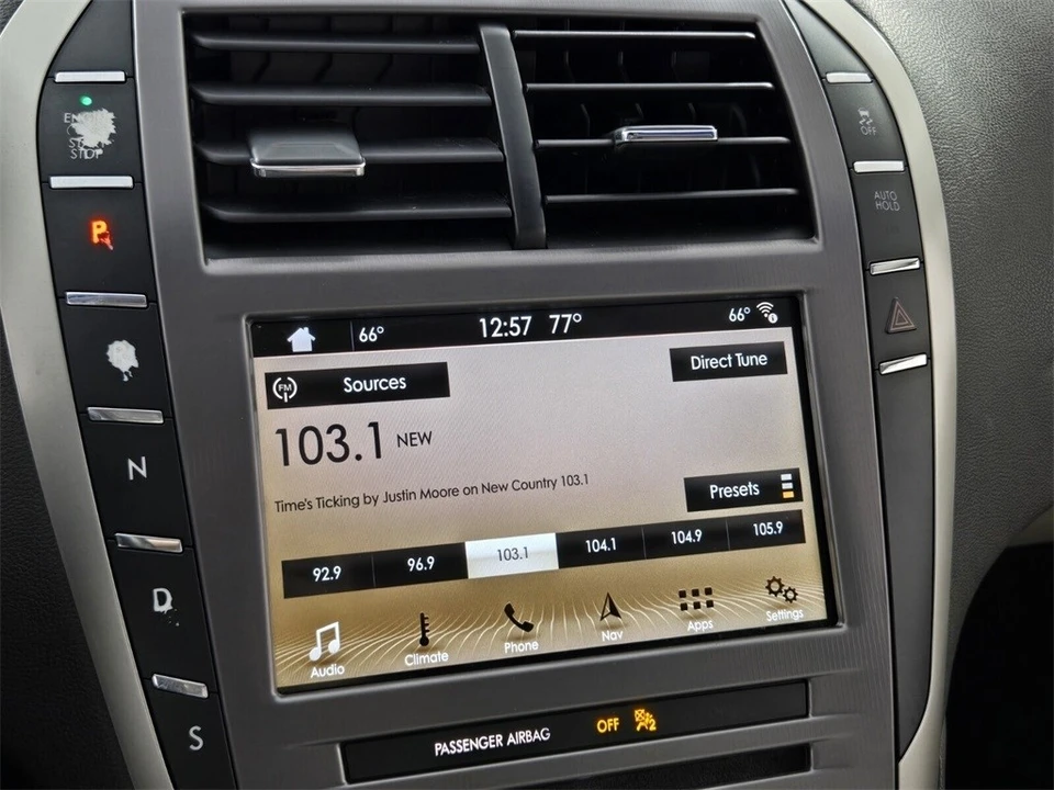2017 Lincoln MKZ - Image 18 of 21