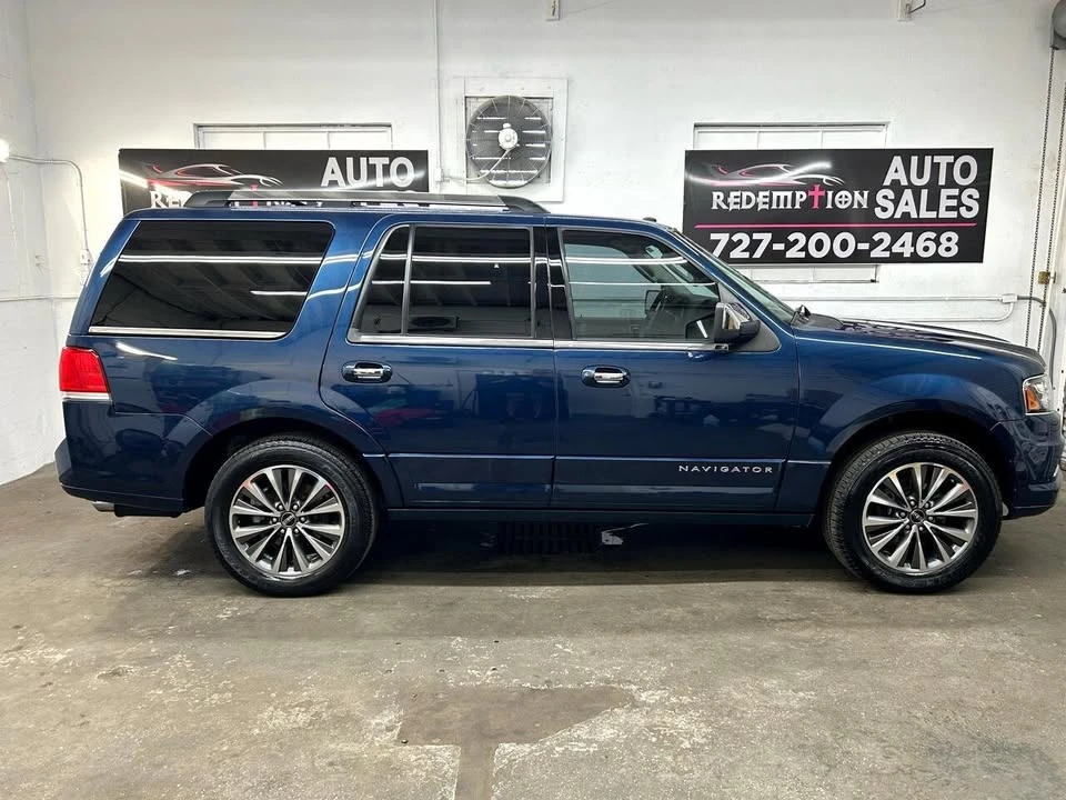 2017 Lincoln Navigator 3rd Gen - Image 2 of 19