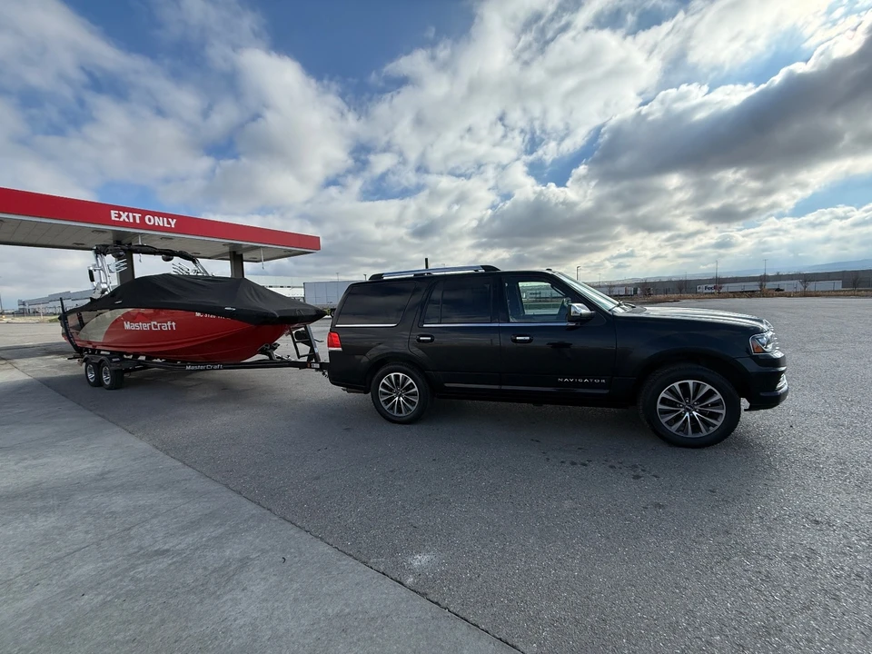 2017 Lincoln Navigator 3rd Gen - Image 7 of 13