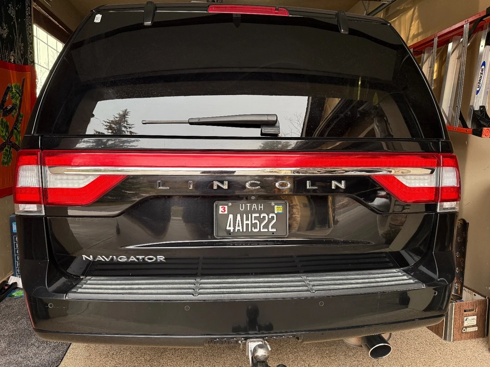 2017 Lincoln Navigator 3rd Gen - Image 5 of 13