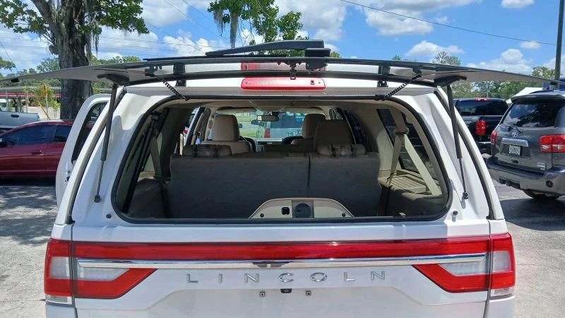 2017 Lincoln Navigator 3rd Gen - Image 19 of 19