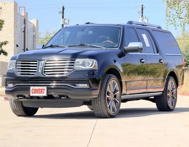 2017 Lincoln Navigator 3rd Gen - Image 2 of 16