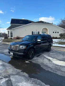 2017 Lincoln Navigator L Standard Sport Utility 4D