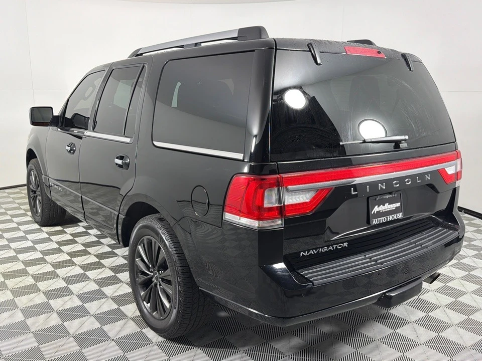 2017 Lincoln Navigator 3rd Gen - Image 7 of 21