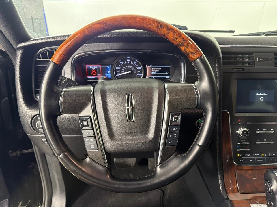 2017 Lincoln Navigator 3rd Gen - Image 14 of 21