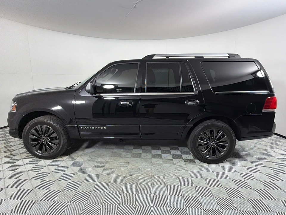 2017 Lincoln Navigator 3rd Gen - Image 8 of 21