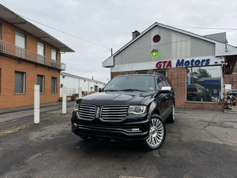 2017 Lincoln Navigator 3rd Gen - Image 3 of 12
