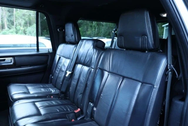 2017 Lincoln Navigator 3rd Gen - Image 4 of 12