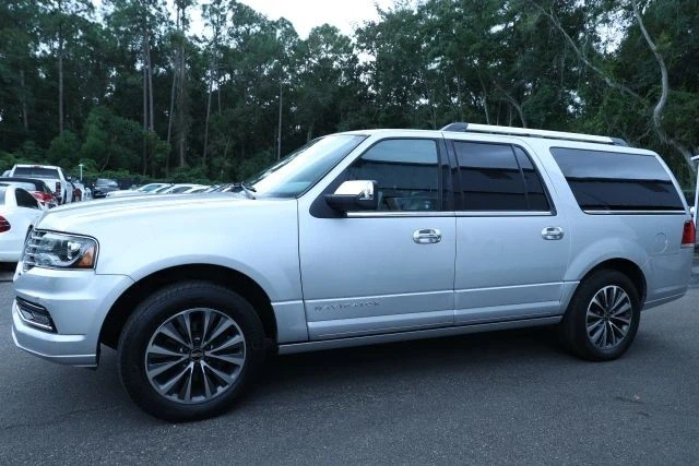 2017 Lincoln Navigator 3rd Gen - Image 7 of 12