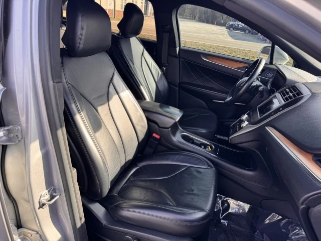 2017 Lincoln MKC - Image 15 of 17