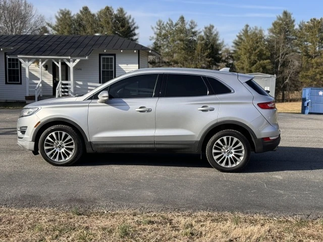 2017 Lincoln MKC - Image 8 of 17