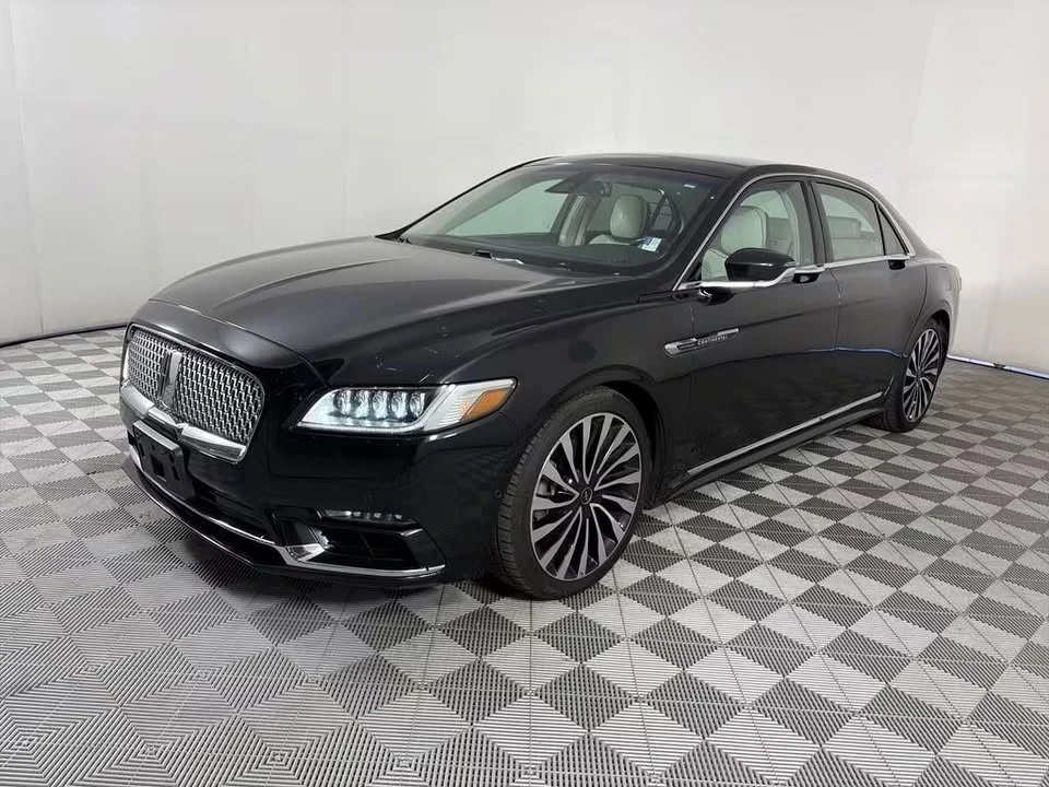 2017 Lincoln Continental 10th Gen - Image 3 of 12