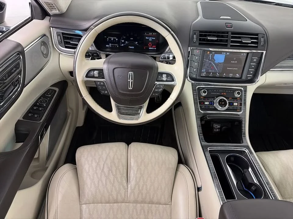 2017 Lincoln Continental 10th Gen - Image 7 of 12