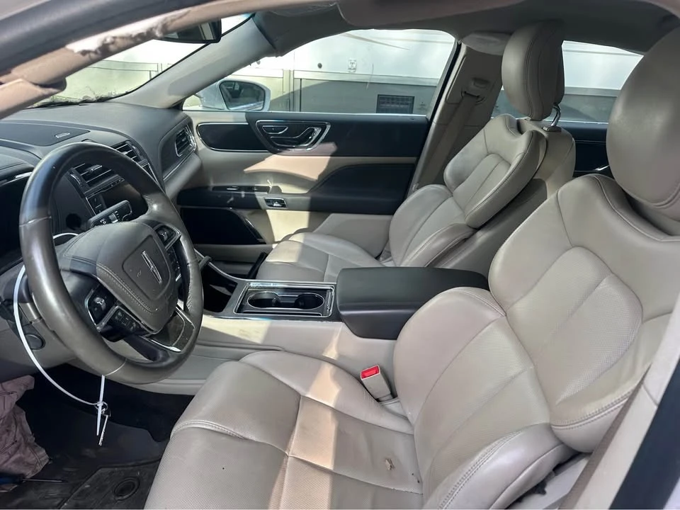2017 Lincoln Continental 10th Gen - Image 5 of 5