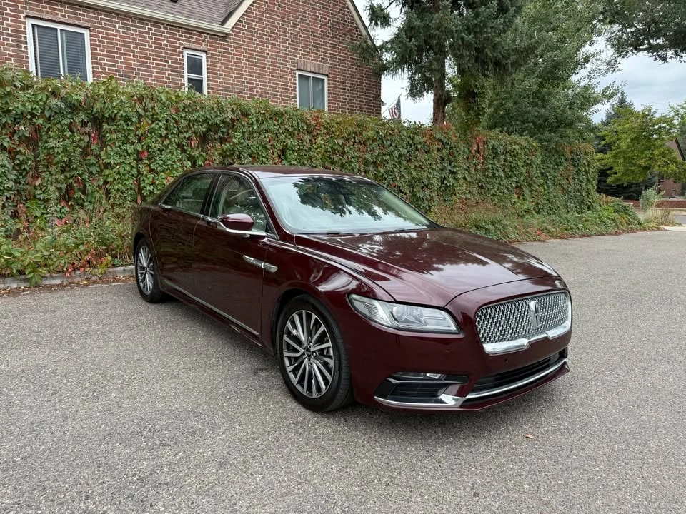 2017 Lincoln Continental 10th Gen - Image 4 of 19