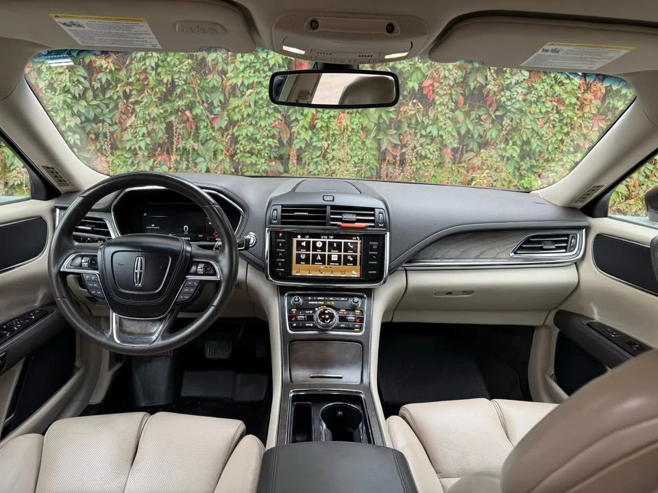 2017 Lincoln Continental 10th Gen - Image 15 of 19