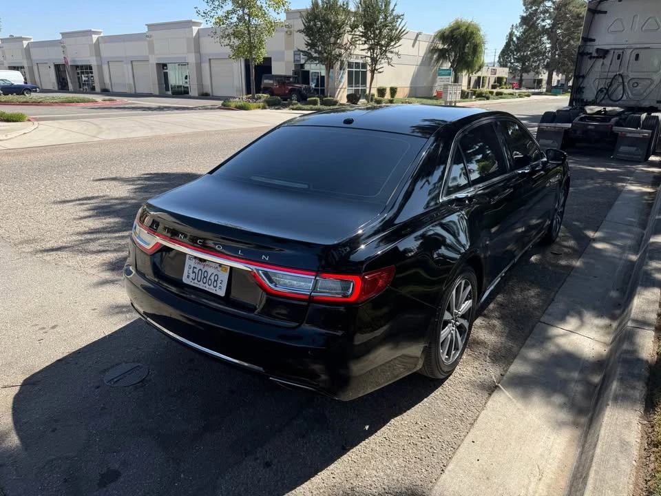 2017 Lincoln Continental 10th Gen - Image 7 of 19