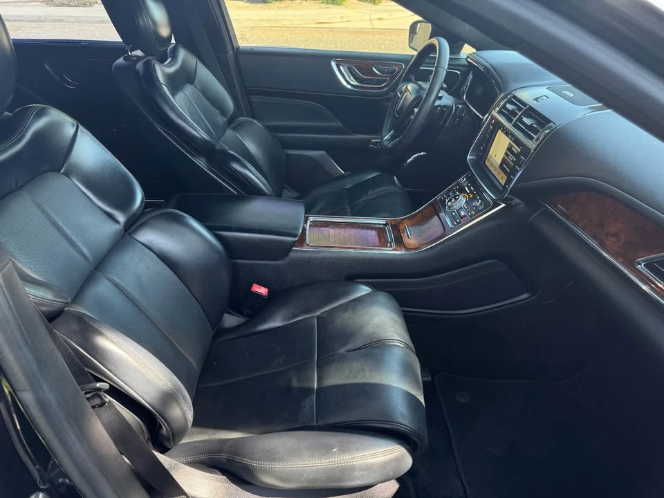 2017 Lincoln Continental 10th Gen - Image 16 of 19