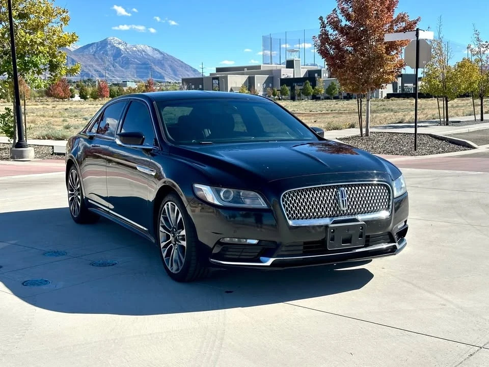 2017 Lincoln Continental 10th Gen - Image 3 of 20