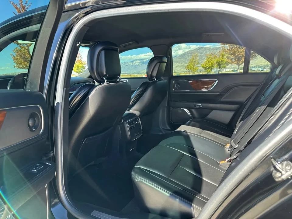 2017 Lincoln Continental 10th Gen - Image 14 of 20