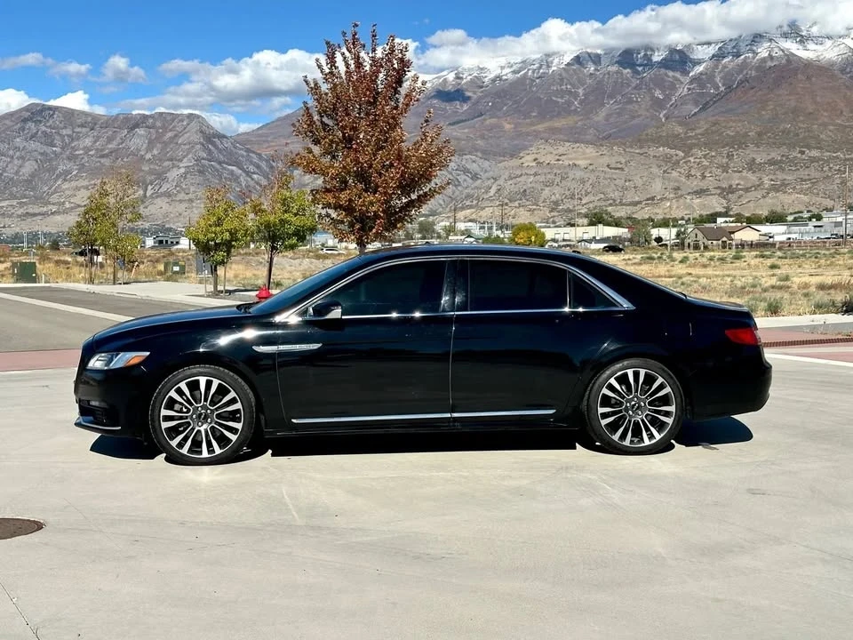 2017 Lincoln Continental 10th Gen - Image 4 of 20