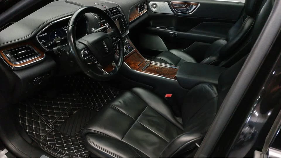 2017 Lincoln Continental 10th Gen - Image 10 of 11