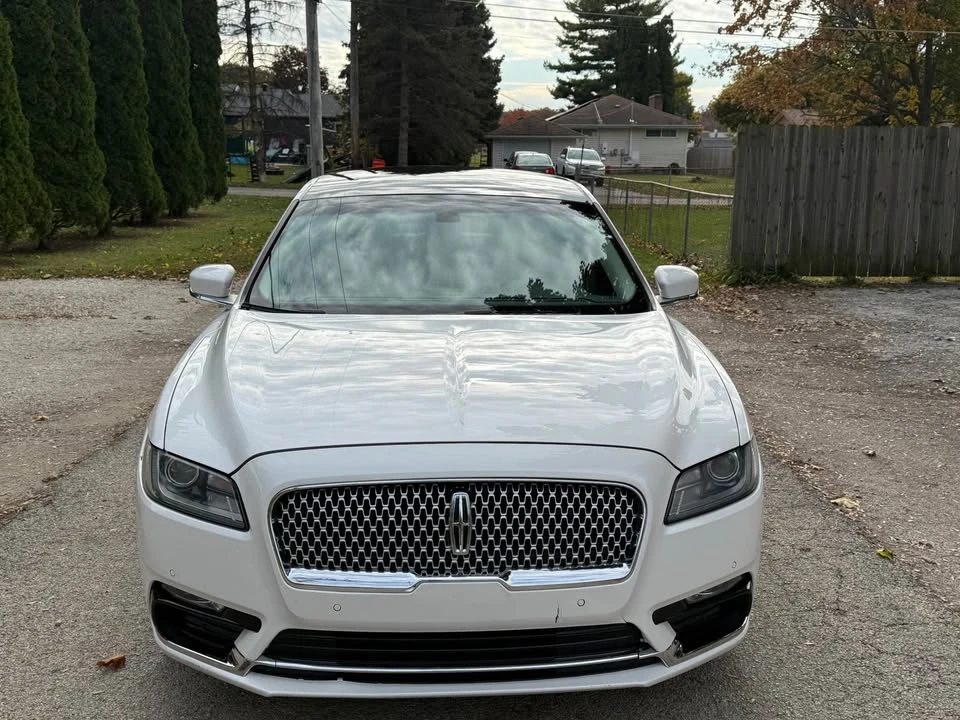 2017 Lincoln Continental 10th Gen - Image 2 of 7