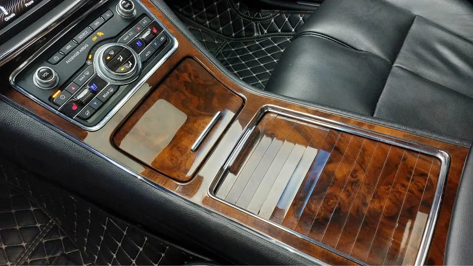 2017 Lincoln Continental 10th Gen - Image 6 of 11