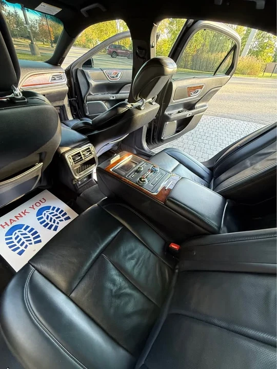 2017 Lincoln Continental 10th Gen - Image 14 of 16