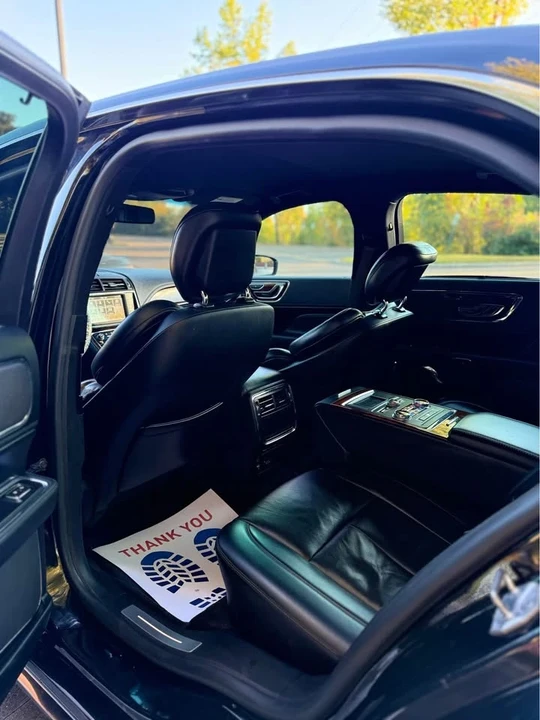 2017 Lincoln Continental 10th Gen - Image 6 of 16