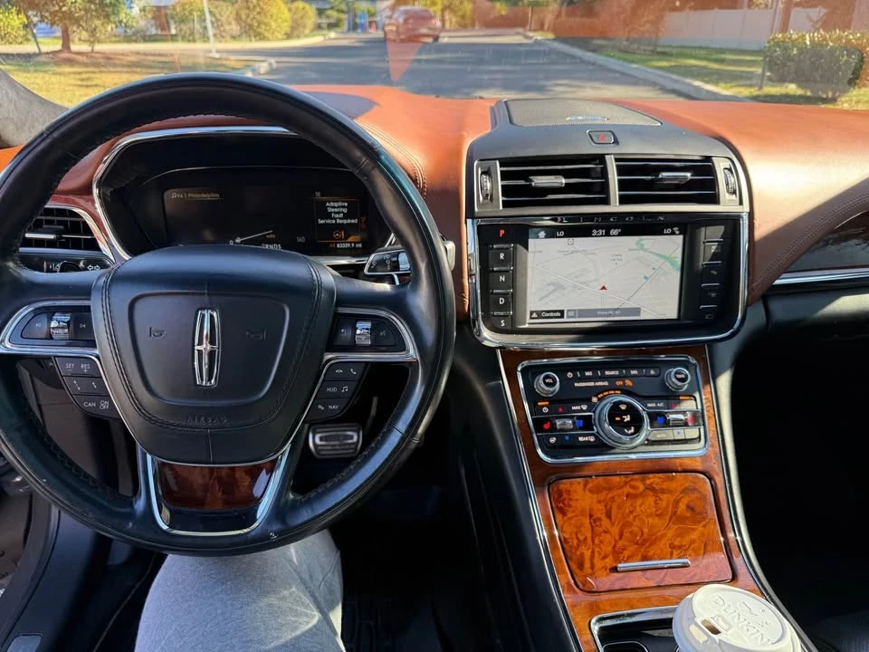 2017 Lincoln Continental 10th Gen - Image 11 of 18