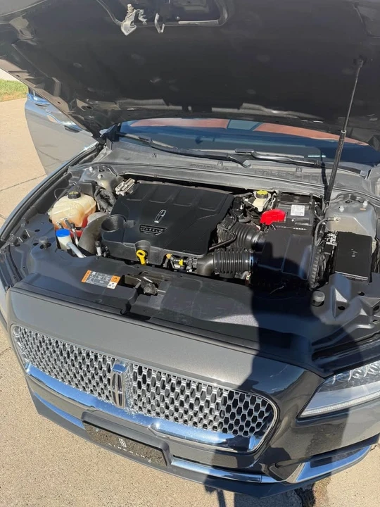 2017 Lincoln Continental 10th Gen - Image 8 of 8
