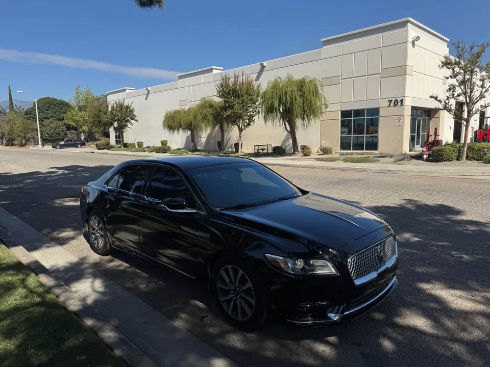 2017 Lincoln Continental 10th Gen - Image 10 of 19
