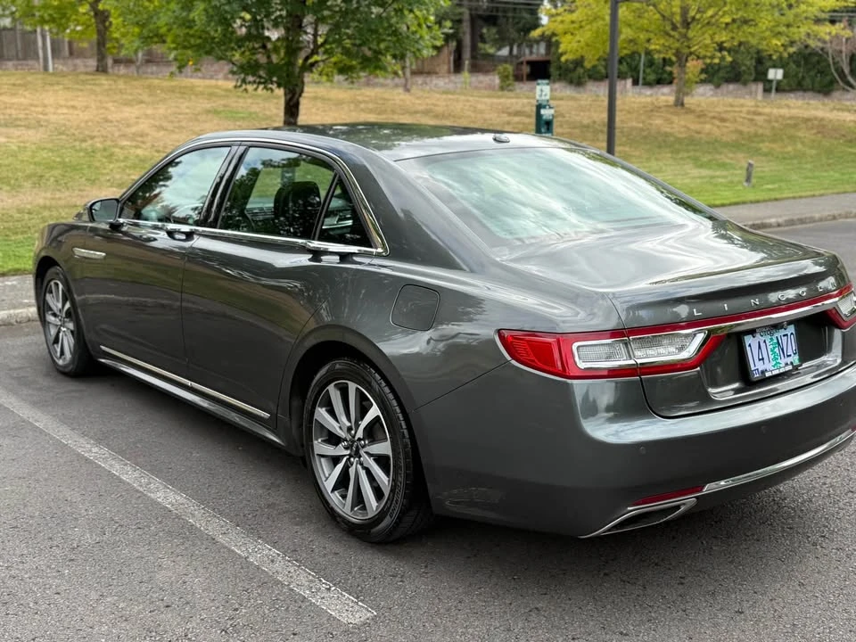 2017 Lincoln Continental 10th Gen - Image 5 of 17