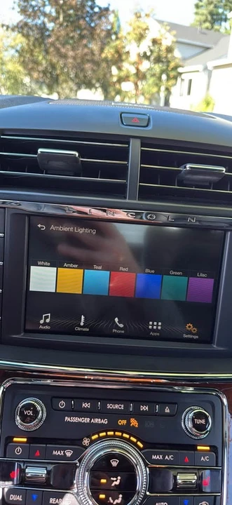 2017 Lincoln Continental 10th Gen - Image 17 of 18